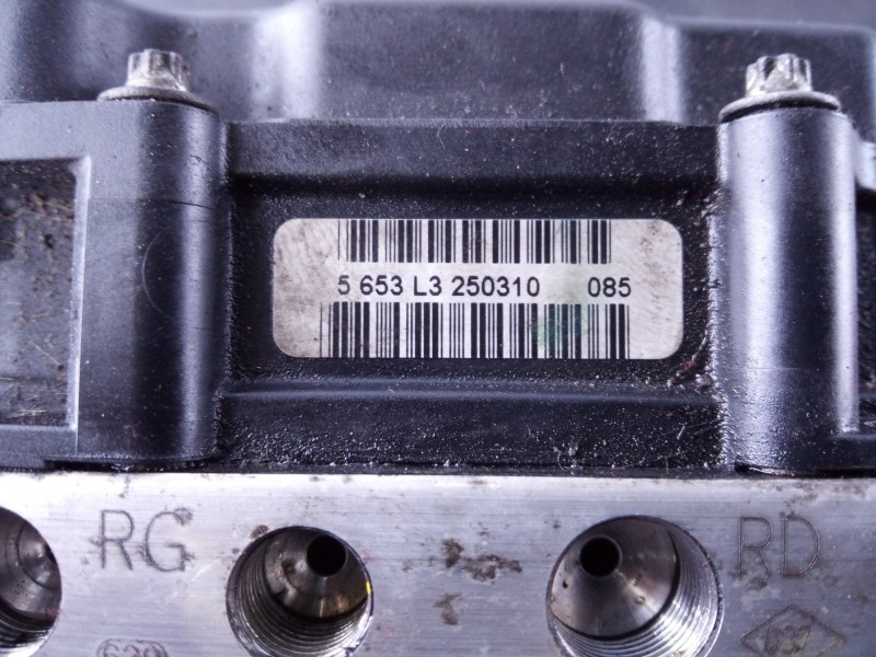 Recambio de abs para dacia duster ambiance 4x2 referencia OEM IAM 0265222384 8200846463 P3-A8-18-2