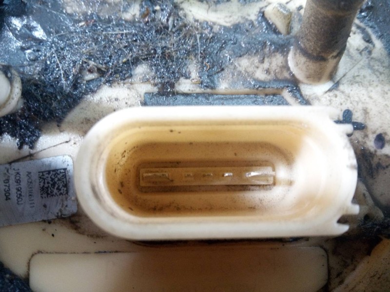 Recambio de aforador para seat leon (1p1) fr referencia OEM IAM 1K0919050J  P3-A6-10-3