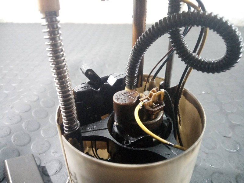 Recambio de aforador para seat leon (1p1) fr referencia OEM IAM 1K0919050J  P3-A6-10-3