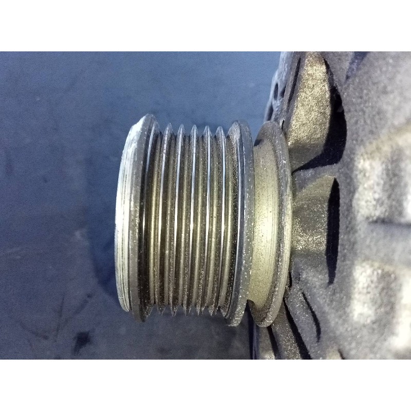 Recambio de alternador para dacia duster ambiance 4x2 referencia OEM IAM 231003831R TG12C094 P3-A5-24-3