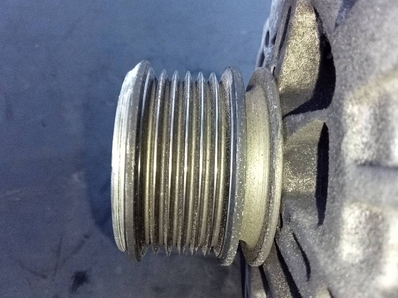 Recambio de alternador para dacia duster ambiance 4x2 referencia OEM IAM 231003831R TG12C094 P3-A5-24-3