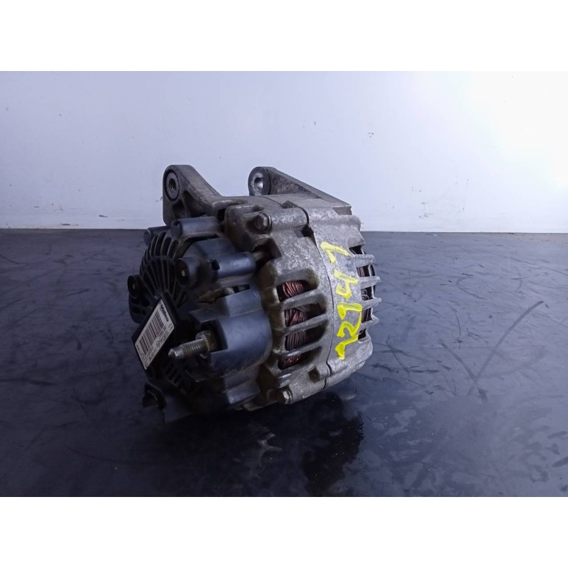 Recambio de alternador para dacia duster ambiance 4x2 referencia OEM IAM 231003831R TG12C094 P3-A5-24-3