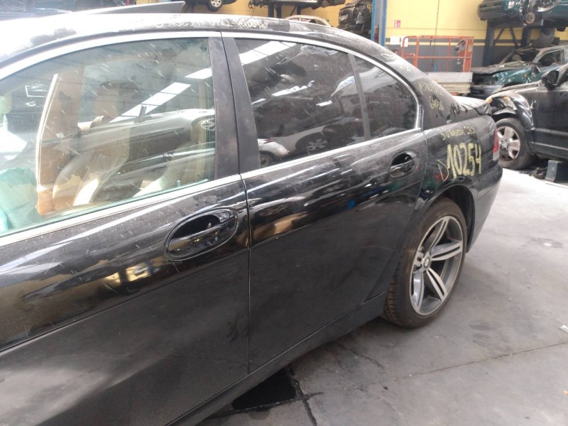 Recambio de puerta trasera izquierda para bmw serie 7 (e65/e66) 730d referencia OEM IAM   