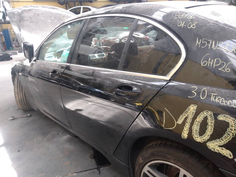 Recambio de puerta trasera izquierda para bmw serie 7 (e65/e66) 730d referencia OEM IAM   