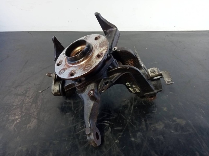 Recambio de mangueta delantera izquierda para volkswagen golf vi (5k1) advance referencia OEM IAM   P1-A4-14