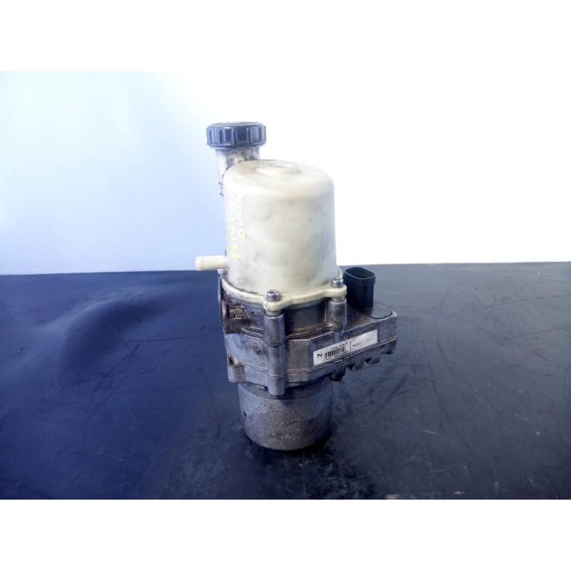 Recambio de bomba direccion para dacia duster ambiance 4x2 referencia OEM IAM V29004468N  P3-B4-7-3