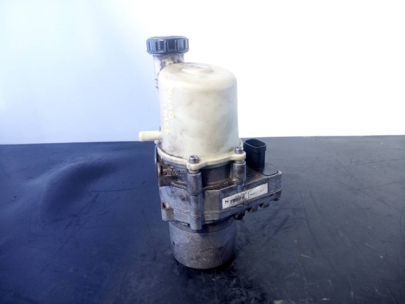 Recambio de bomba direccion para dacia duster ambiance 4x2 referencia OEM IAM V29004468N  P3-B4-7-3