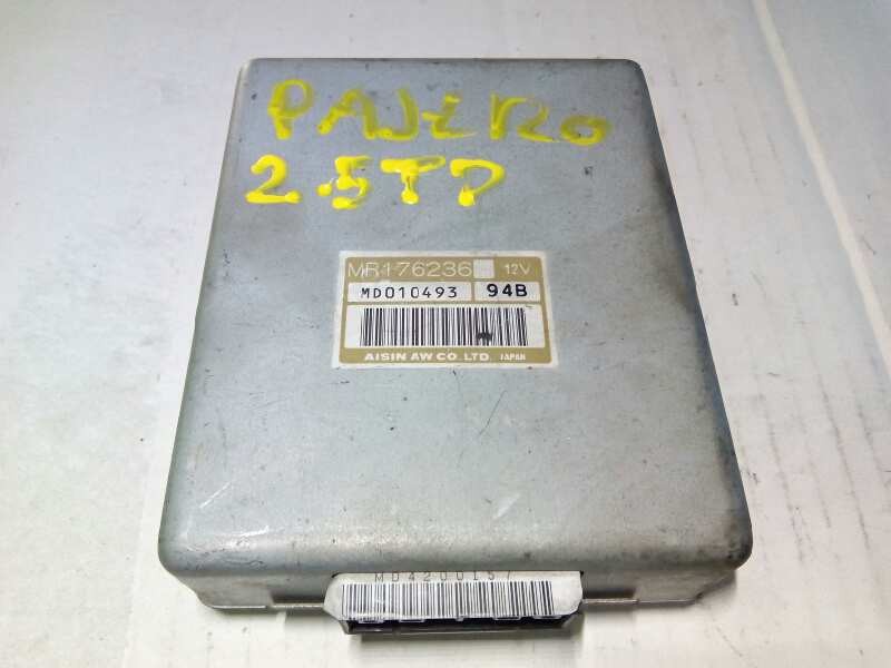 Recambio de centralita motor uce para mitsubishi pajero referencia OEM IAM MR176236  E3-A2-9-2