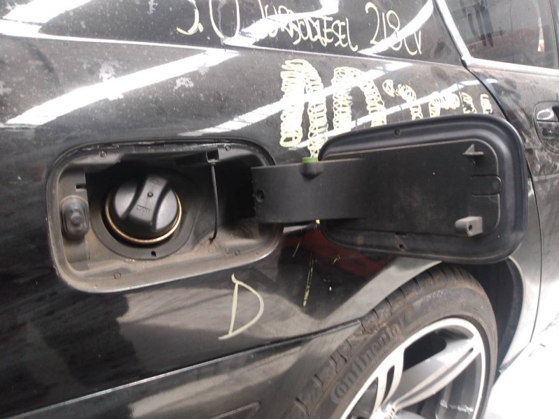 Recambio de tapa exterior combustible para bmw serie 7 (e65/e66) 730d referencia OEM IAM   