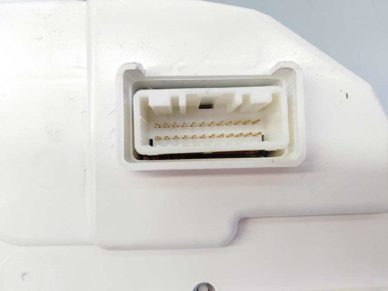 Recambio de cuadro instrumentos para mitsubishi outlander (gf0) motion 2wd referencia OEM IAM 8100C651 MM0059302 E3-A2-9-3