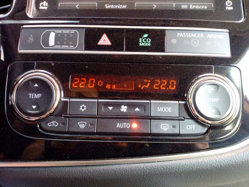 Recambio de mando climatizador para mitsubishi outlander (gf0) motion 2wd referencia OEM IAM 7820B247XA CAB502A046H E3-A2-13-3