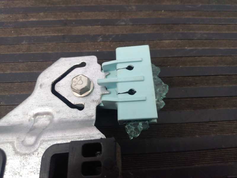 Recambio de elevalunas delantero izquierdo para nissan qashqai (j11) n-tec 4x4 referencia OEM IAM 017812102 151209C21970100 E2-A