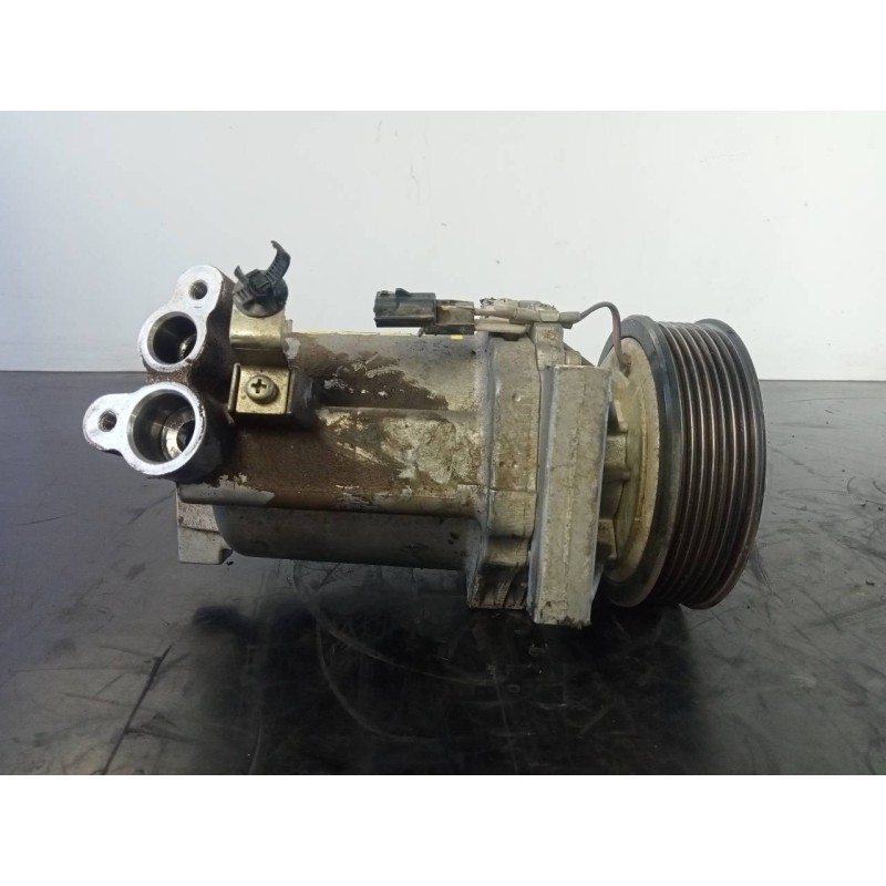 Recambio de compresor aire acondicionado para dacia dokker essential referencia OEM IAM 926005727R  P3-B2-19-4
