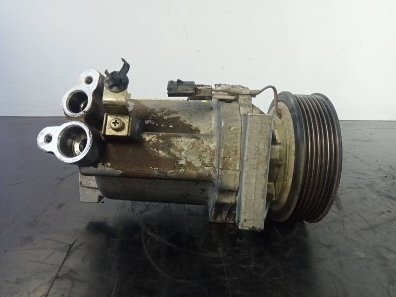 Recambio de compresor aire acondicionado para dacia dokker essential referencia OEM IAM 926005727R  P3-B2-19-4