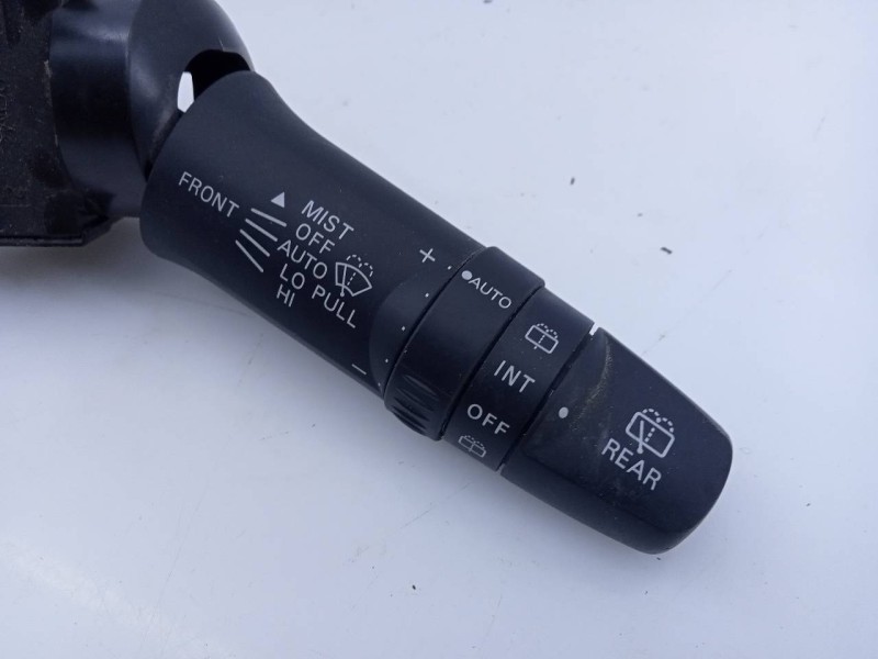 Recambio de mando limpia para mitsubishi outlander (gf0) motion 2wd referencia OEM IAM   E3-A2-18-3