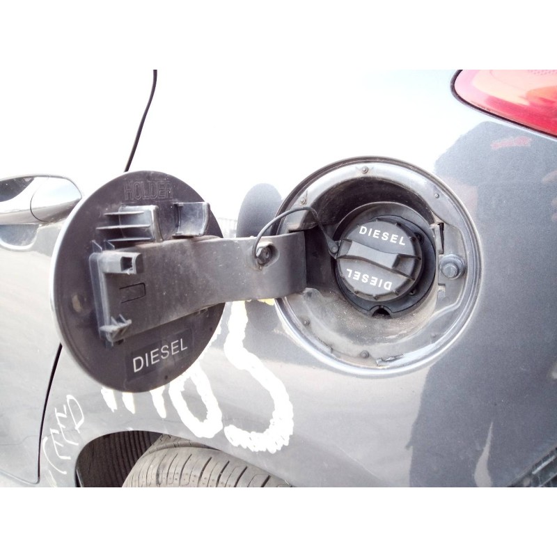 Recambio de tapa exterior combustible para kia cee´d drive referencia OEM IAM   