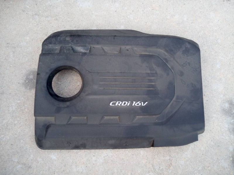 Recambio de tapa motor para kia cee´d drive referencia OEM IAM   
