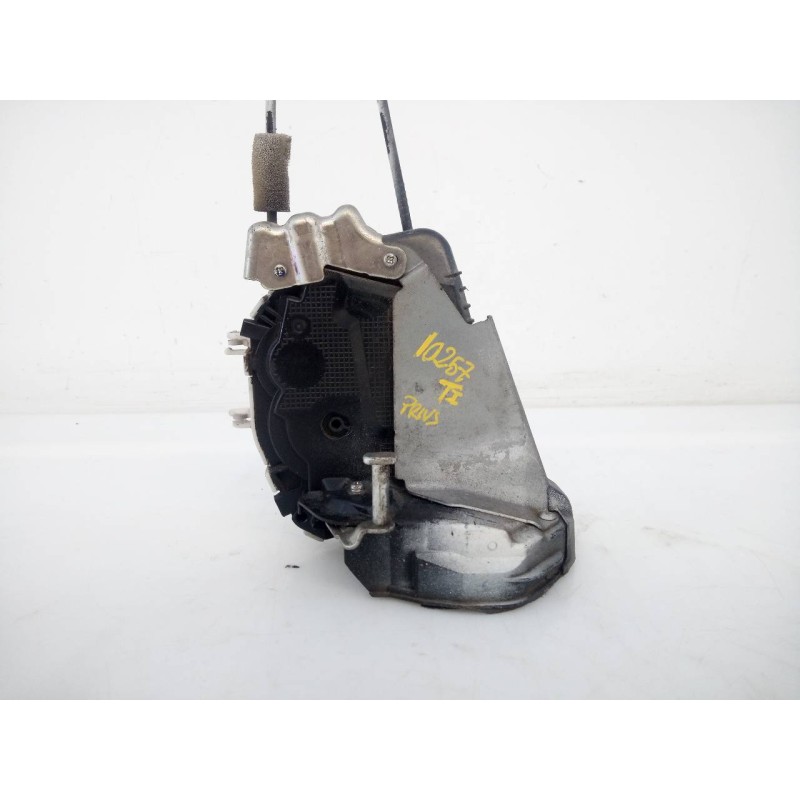 Recambio de cerradura puerta trasera izquierda para toyota prius (nhw30) plug-in hybrid advance referencia OEM IAM   E2-B4-60-2