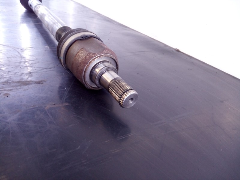 Recambio de transmision delantera derecha para kia cee´d drive referencia OEM IAM B66RQM9V473VB  P1-A6-12