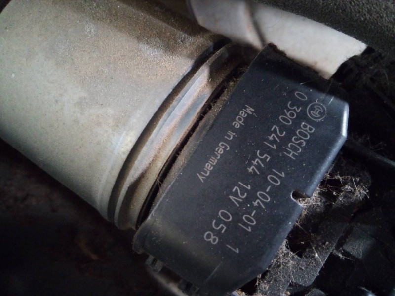 Recambio de motor limpia delantero para dacia duster ambiance 4x2 referencia OEM IAM 0390241544  