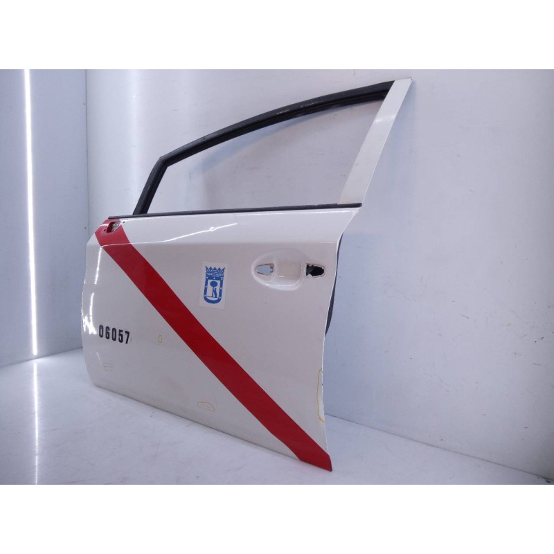Recambio de puerta delantera izquierda para toyota prius (nhw30) plug-in hybrid advance referencia OEM IAM   E5-B3-2