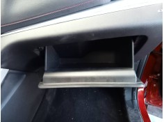 Recambio de guantera para swm motors g01 g01 referencia OEM IAM    2