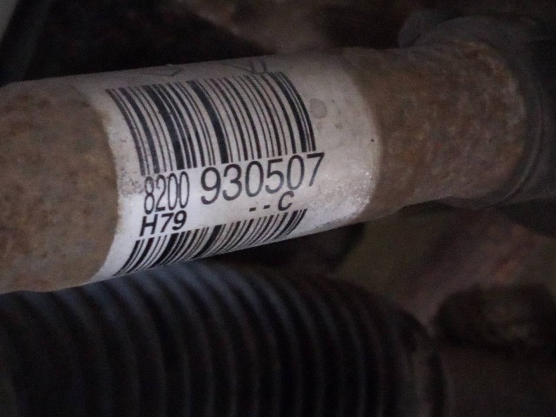 Recambio de transmision delantera derecha para dacia duster ambiance 4x2 referencia OEM IAM 8200930507  