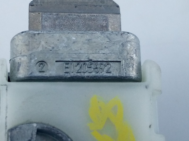 Recambio de antirrobo para dacia sandero iii stepaway referencia OEM IAM 285912220R A3C0327650200 E2-A1-39-2