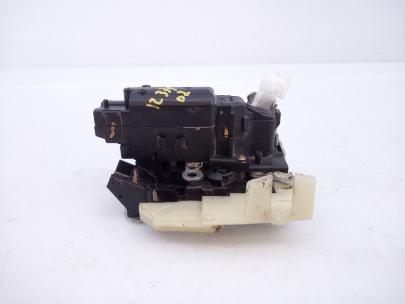 Recambio de cerradura puerta delantera izquierda para dacia dokker essential referencia OEM IAM   E1-A1-44-2