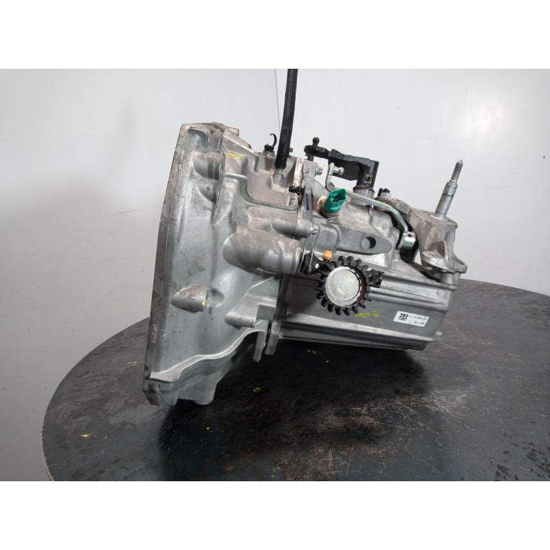 Recambio de caja cambios para dacia sandero iii stepaway referencia OEM IAM JT4004  M1-B3-112