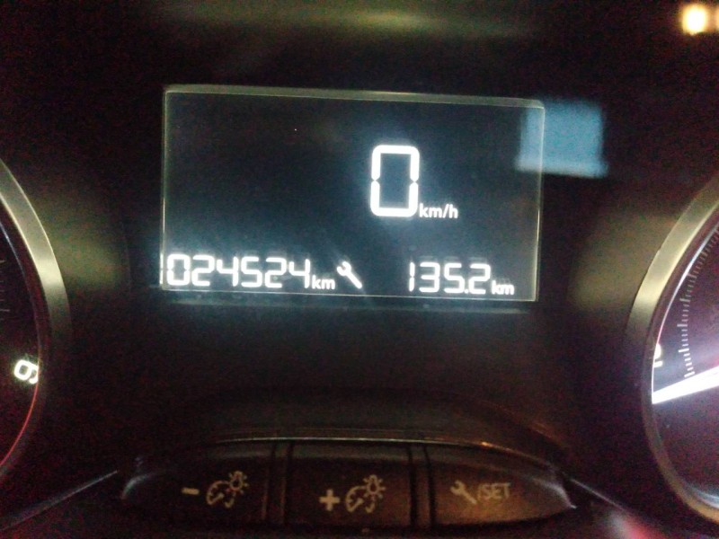 Recambio de cuadro instrumentos para peugeot 208 active referencia OEM IAM 9825986680  E3-B2-37-4