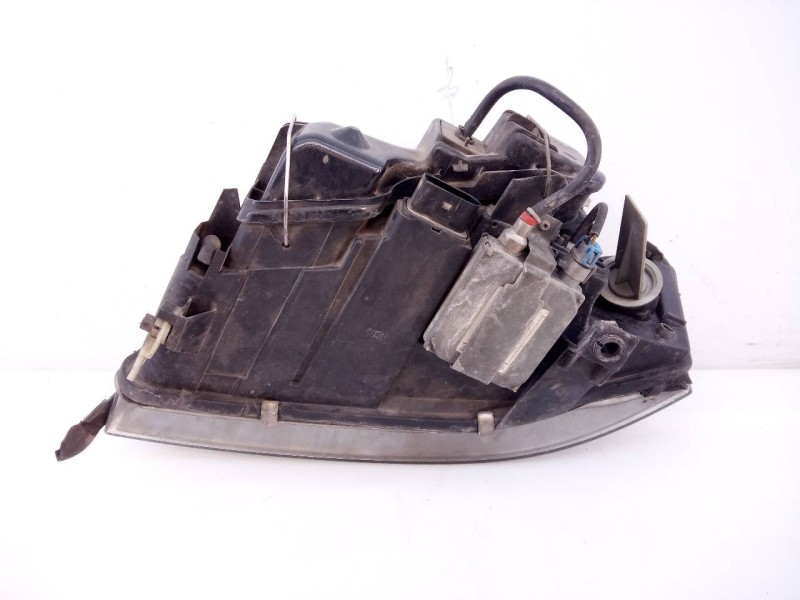 Recambio de faro derecho xenon para audi a6 avant (4b5) 2.5 tdi referencia OEM IAM   E1-B5-42-1