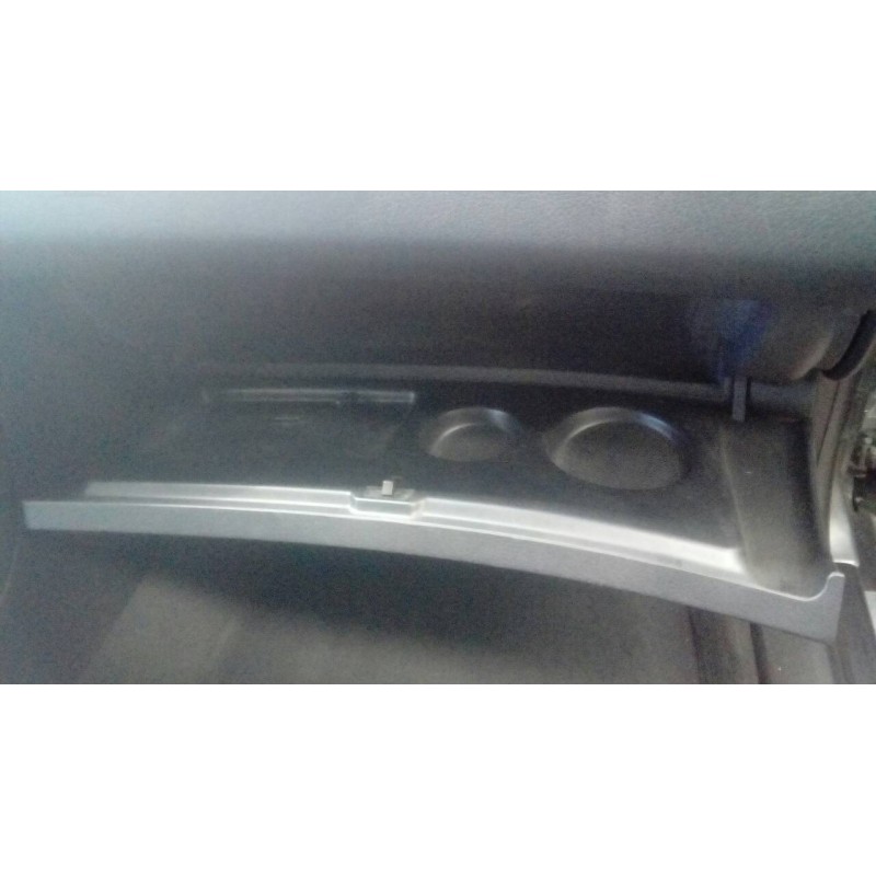 Recambio de guantera para audi a6 avant (4b5) 2.5 tdi referencia OEM IAM   