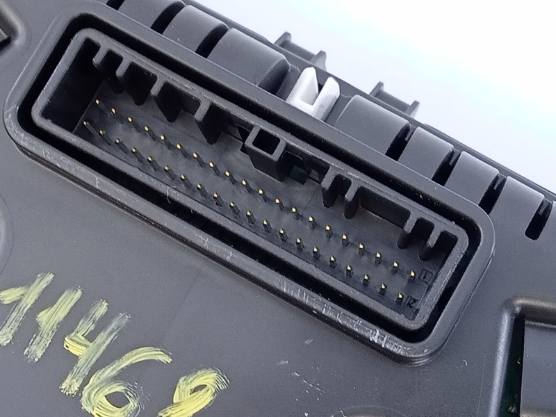 Recambio de cuadro instrumentos para dacia sandero iii stepaway referencia OEM IAM 248090744R  E2-A1-39-1