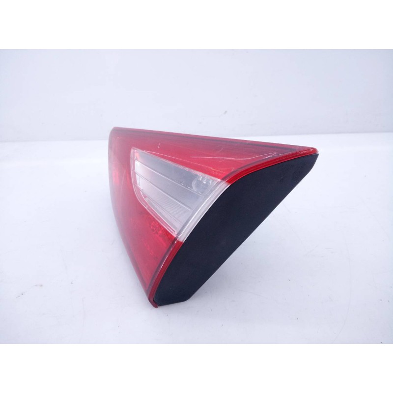 Recambio de piloto trasero derecho porton para hyundai i30 (gd) trend referencia OEM IAM   E2-B5-34-2