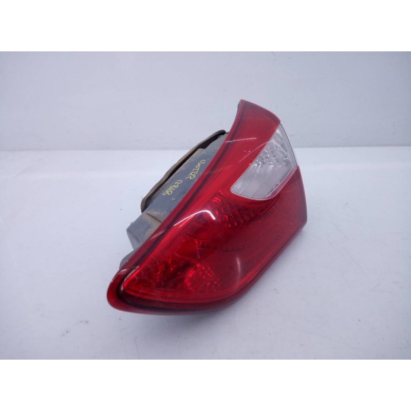 Recambio de piloto trasero derecho porton para hyundai i30 (gd) trend referencia OEM IAM   E2-B5-34-2