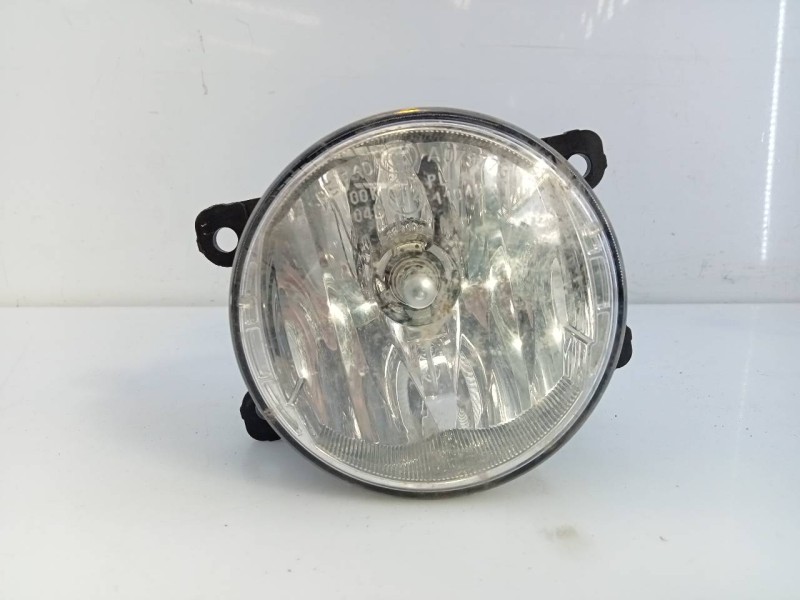 Recambio de faro antiniebla derecho para dacia sandero iii stepaway referencia OEM IAM 261500097R  E1-A1-43-1