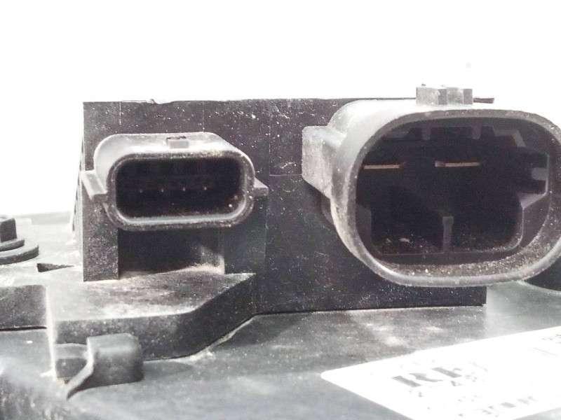 Recambio de electroventilador para renault clio iv dynamique referencia OEM IAM 214818009R  P2-B9-5