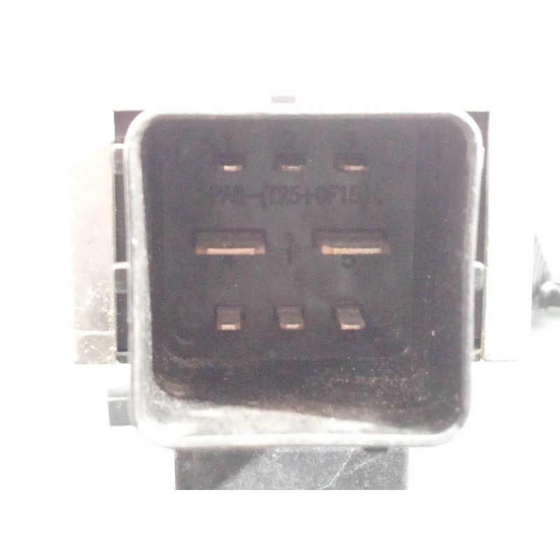 Recambio de electroventilador para renault clio iv dynamique referencia OEM IAM 214818009R  P2-B9-5