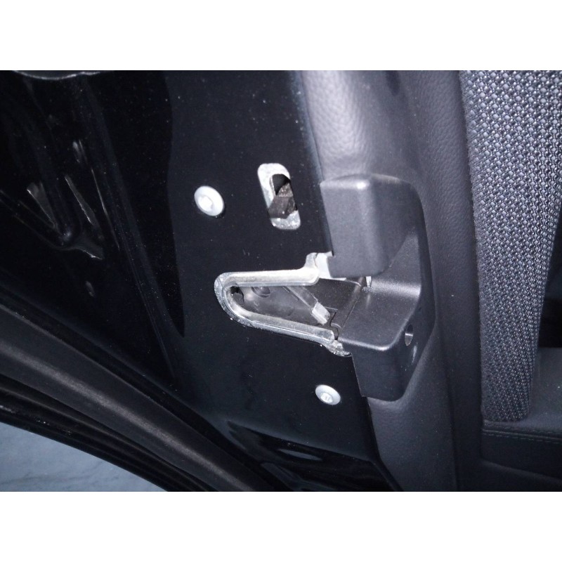 Recambio de cerradura puerta trasera izquierda para mercedes-benz clase cls (w219) 350 (219.356) referencia OEM IAM   