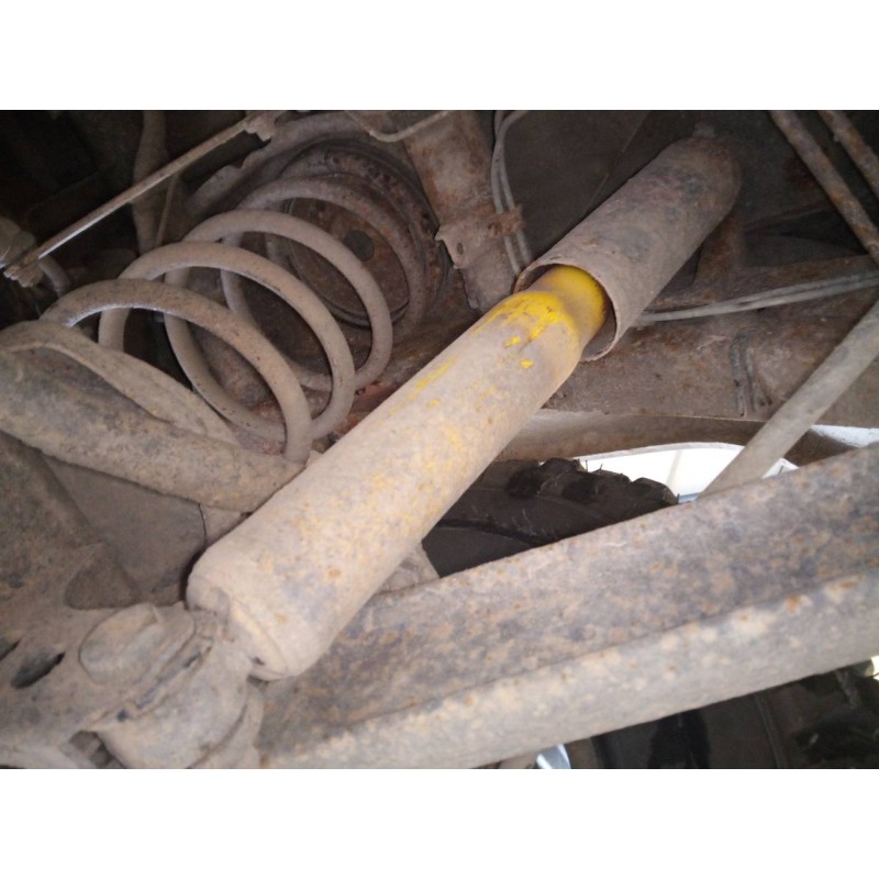 Recambio de amortiguador trasero izquierdo para mitsubishi galloper (hyundai) 2.5 td exceed (3-ptas.) referencia OEM IAM   