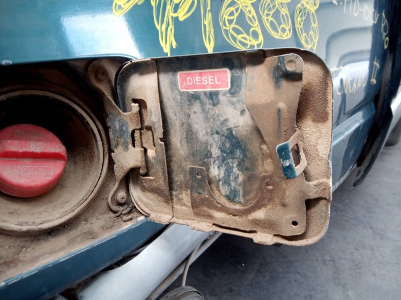 Recambio de tapa exterior combustible para nissan terrano/terrano.ii (r20) lx (3-ptas.) referencia OEM IAM   