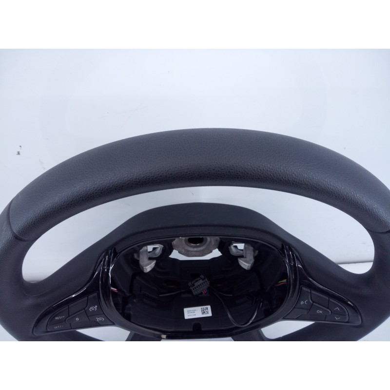 Recambio de volante para dacia sandero iii stepaway referencia OEM IAM 464001352R  E1-A1-6-2