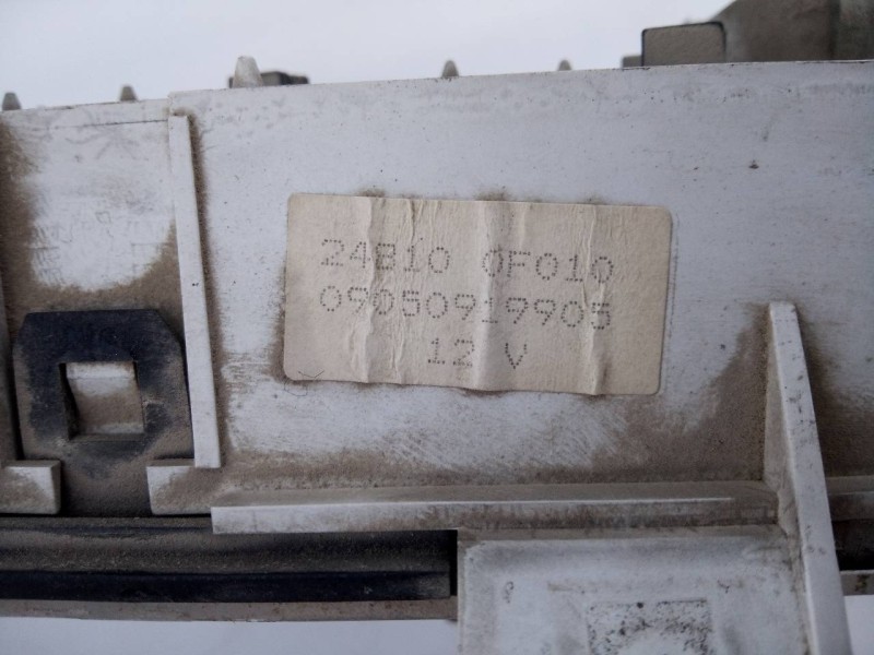 Recambio de cuadro instrumentos para nissan terrano/terrano.ii (r20) slx familiar referencia OEM IAM 248100F010 09050919905 E3-B