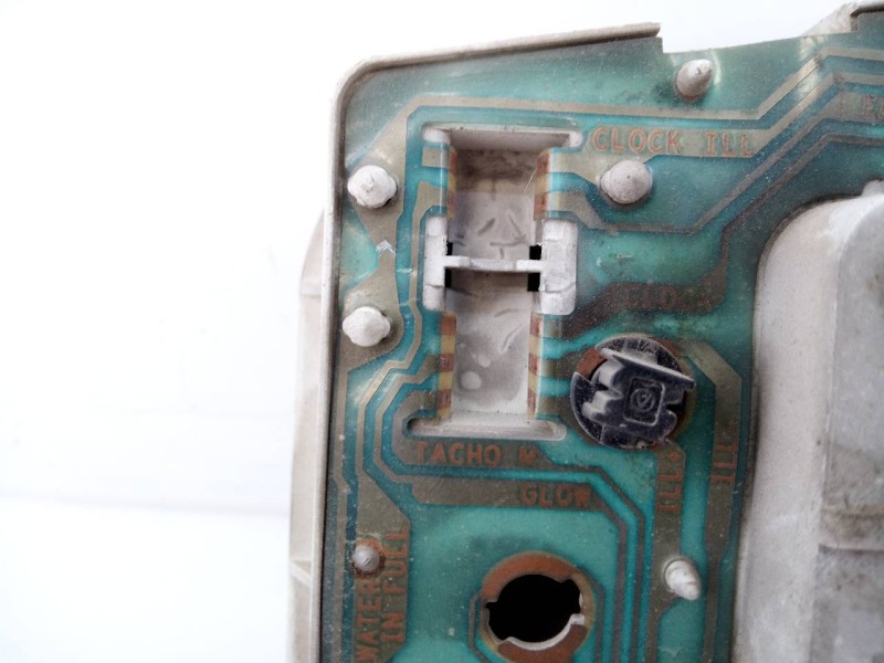 Recambio de cuadro instrumentos para nissan terrano/terrano.ii (r20) slx familiar referencia OEM IAM 248100F010 09050919905 E3-B