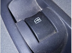 MANDO ELEVALUNAS TRASERO DERECHO 