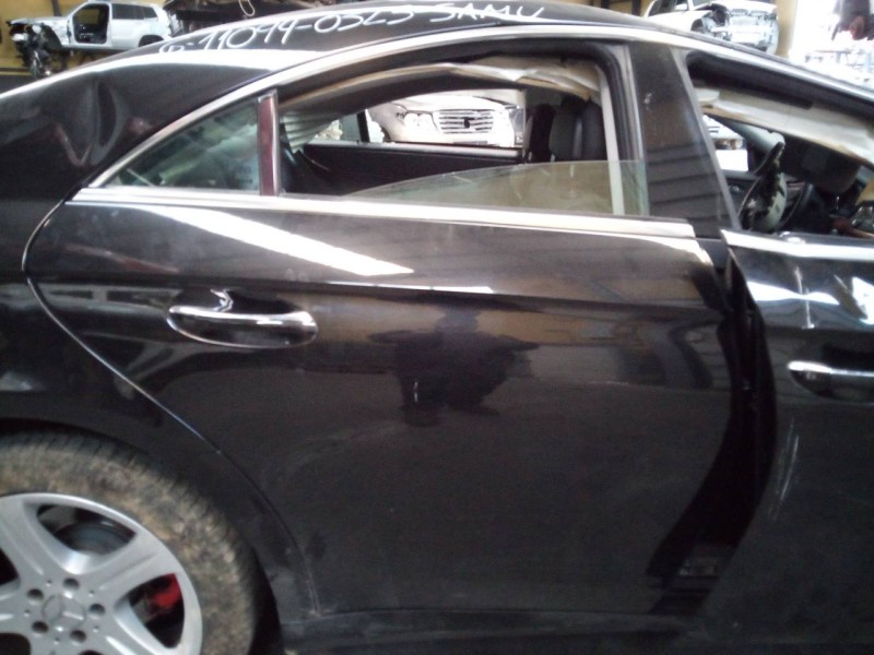 Recambio de puerta trasera derecha para mercedes-benz clase cls (w219) 350 (219.356) referencia OEM IAM   