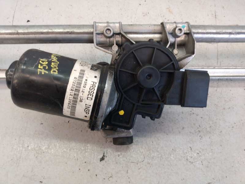 Recambio de motor limpia delantero para land rover discovery 4 tdv6 se referencia OEM IAM 95012138 07202012120629 E1-B4-4-2