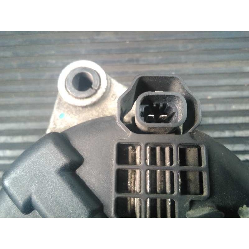 Recambio de alternador para opel insignia berlina excellence referencia OEM IAM 13502583  P3-B5-19-2
