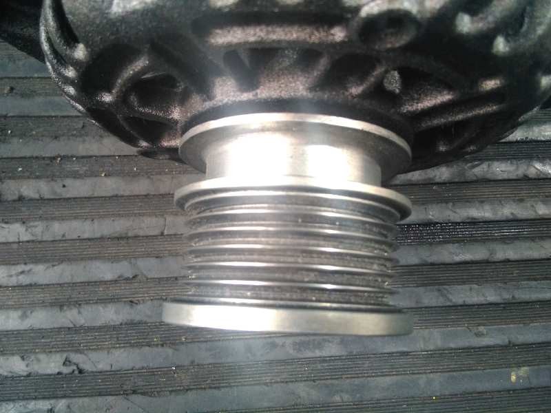 Recambio de alternador para opel insignia berlina excellence referencia OEM IAM 13502583  P3-B5-19-2